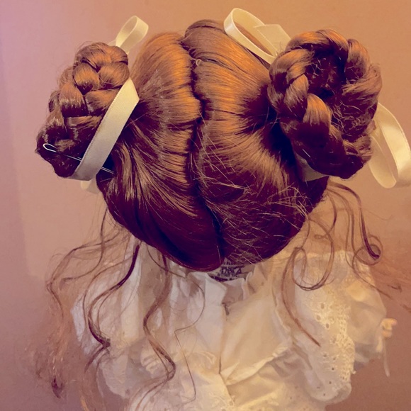 Hamilton Collection doll - Picture 2 of 4